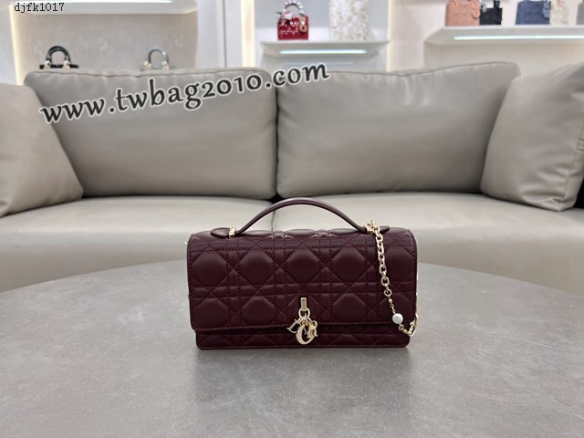 Dior专柜新款迪奥顶级原单lady珍珠羊皮手提包藤格纹链条斜挎包 djfk1017