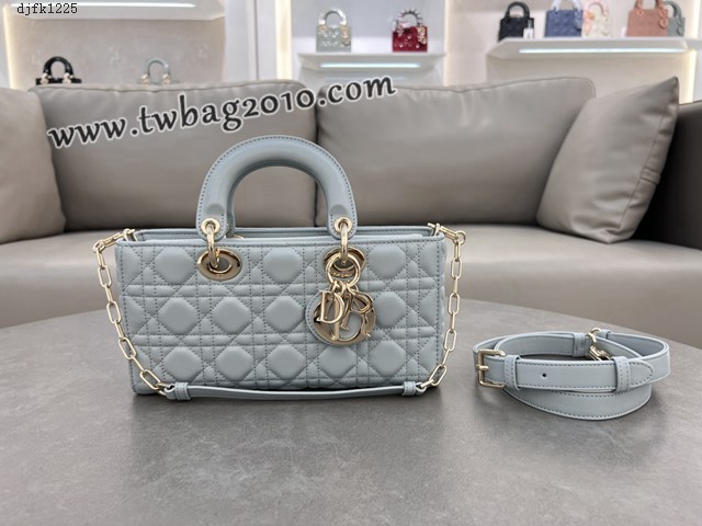 Dior专柜新款迪奥顶级原单湖水蓝Lady D-Joy手袋手提肩背女包 djfk1225