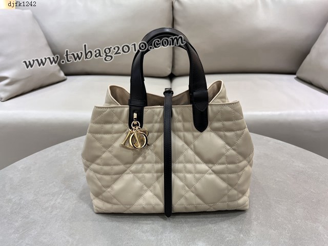 Dior专柜新款迪奥中号Toujours手袋牛皮超大藤格纹休闲女包 djfk1242