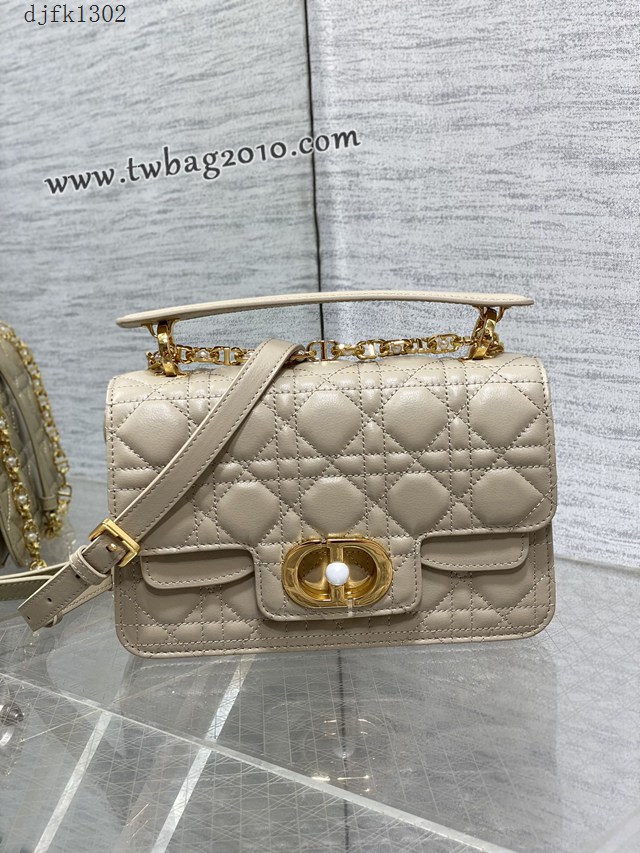 Dior专柜新款迪奥高仿原单奶油杏Jolie系列珍珠链条包 djfk1302