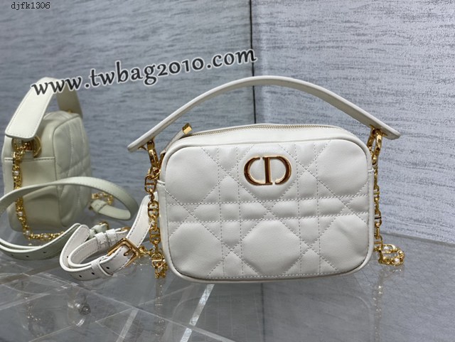 Dior专柜新款迪奥高仿原单Caro系列珍珠链条相机包 djfk1306