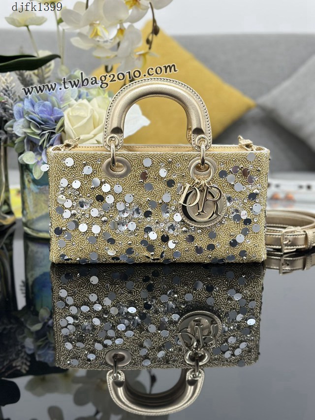 Dior专柜新款迪奥高仿原单Lady D-Joy中号刺绣珠片黑色手提包 djfk1399