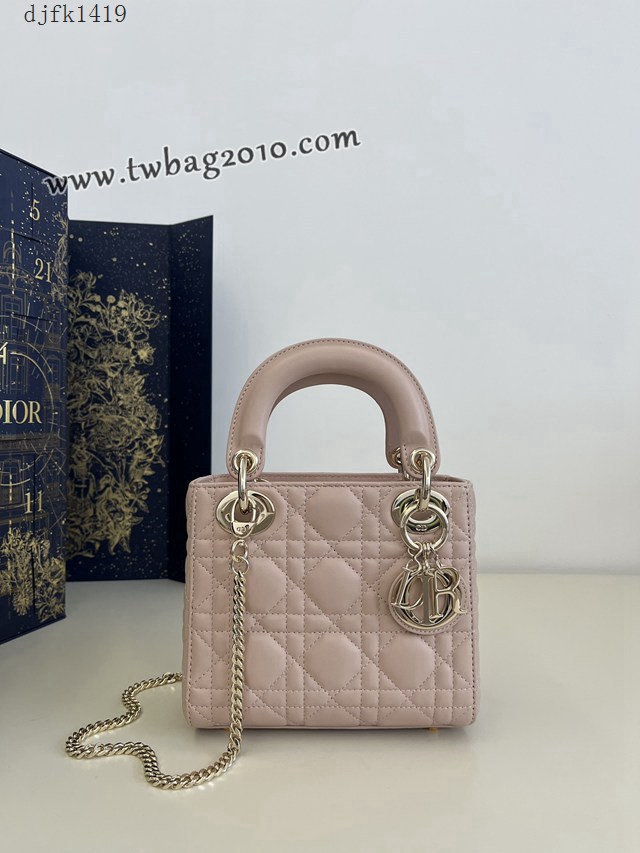 Dior专柜新款Lady女包迪奥高仿原单甜蜜粉Classic Lady戴妃包三格手提女包 djfk1419