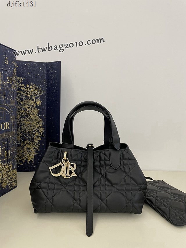 Dior专柜新款迪奥高仿原单小号黑色Toujours系列大菱格休闲女包 djfk1431