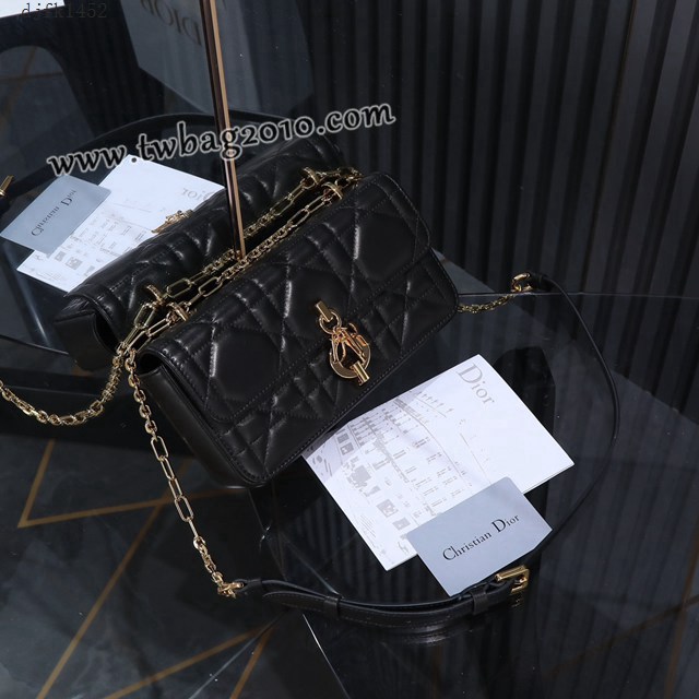 Dior专柜新款迪奥高仿原单黑色Miss Daisy羊皮链条肩背包 djfk1452