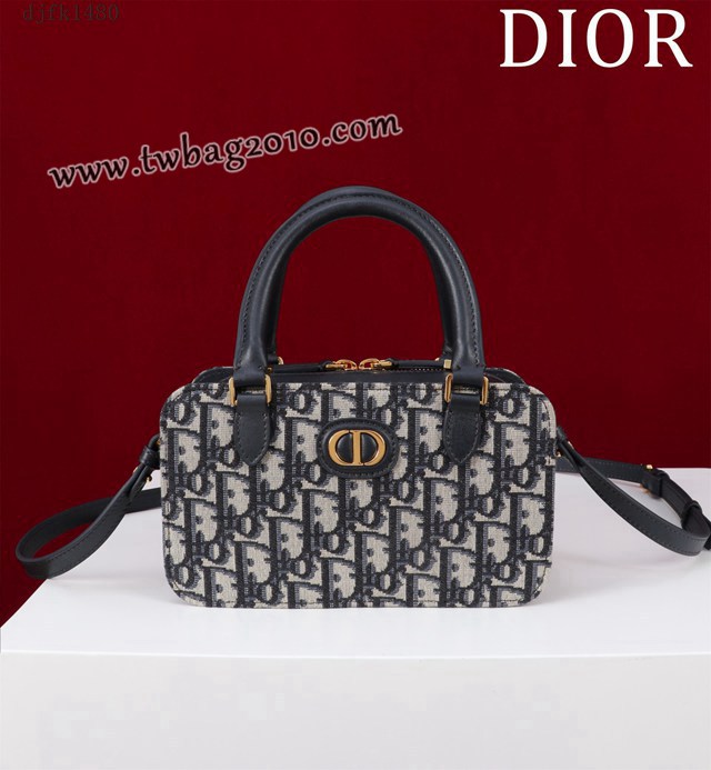 Dior专柜2024新款迪奥高仿原单迷你小方包蒙田30系列迷你医生包 djfk1480