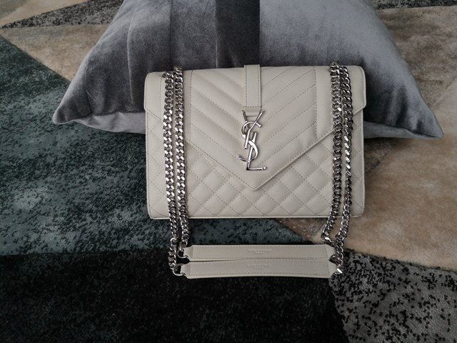 YSL专柜款女包 聖羅蘭經典款原廠皮ENVELOPE中號粒面壓花絎縫真皮信封包 YSL肩背斜挎包 487206  jjh1045