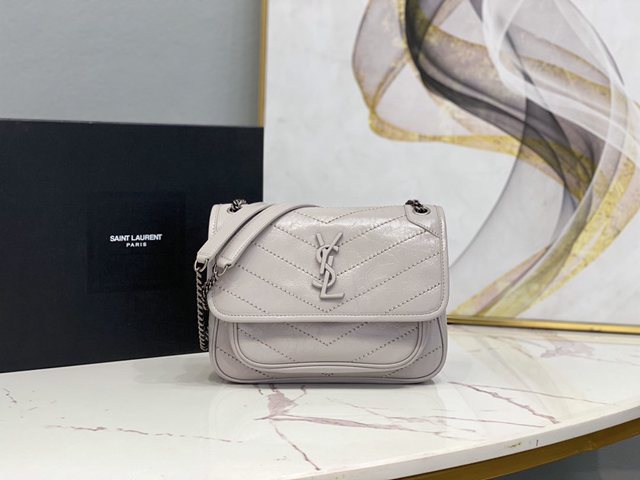 YSL专柜款女包 聖羅蘭經典款油蠟抓皺牛皮小號郵差包 YSL肩背斜挎包 533037  jjh1097