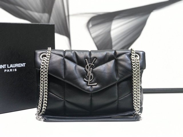 YSL专柜款女包 聖羅蘭經典款LOULOU PUFFER絎縫漆皮小號郵差包 YSL肩背斜挎包 577476  jjh1137