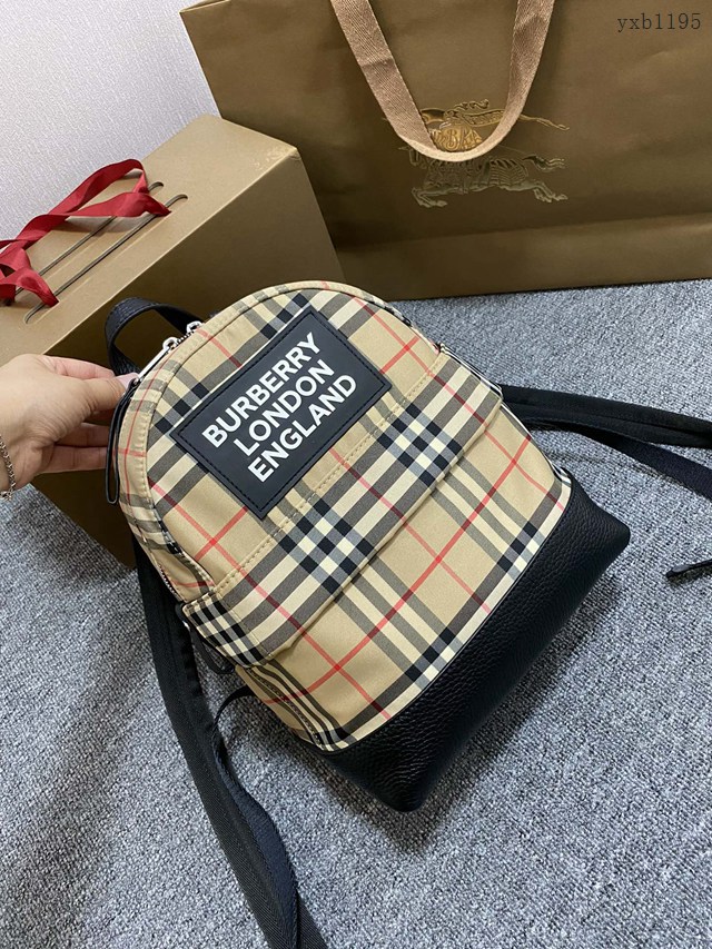 Burberry專門店新款雙肩包 巴寶莉經典格紋男女款後背包 yxb1195