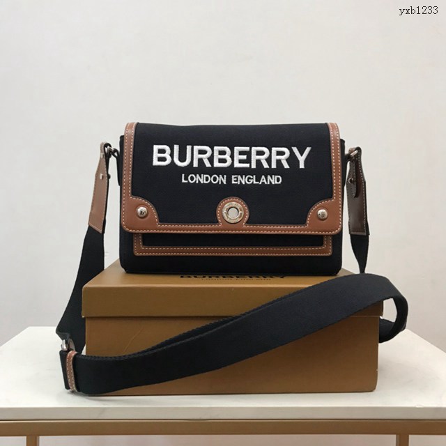 Burberry專門店新款男女斜背包 巴寶莉Horseferry刺繡單肩斜挎包 yxb1233
