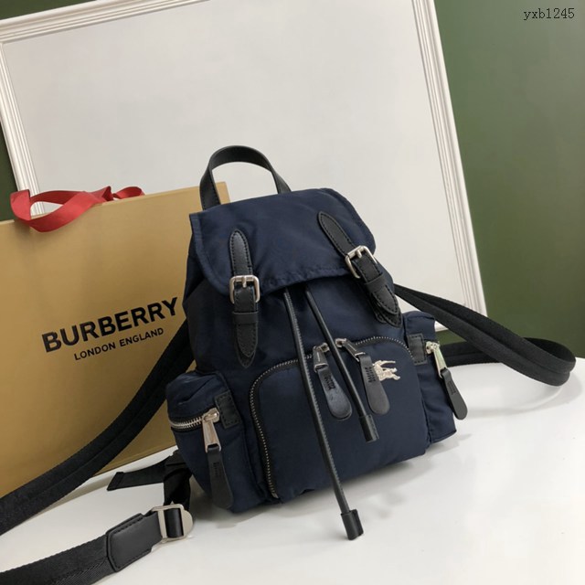 Burberry專門店新款小號軍旅背包 巴寶莉尼龍布女士雙肩背包 yxb1245
