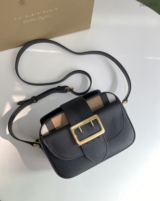 Burberry專門店新款搭扣包 巴寶莉粒紋皮革單肩斜挎女包 yxb1275