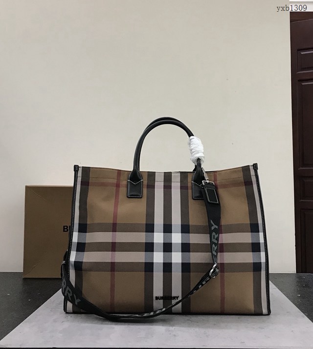 Burberry專門店新款手提購物袋 巴寶莉棉質格子托特款The Belt貝爾特包 yxb1309
