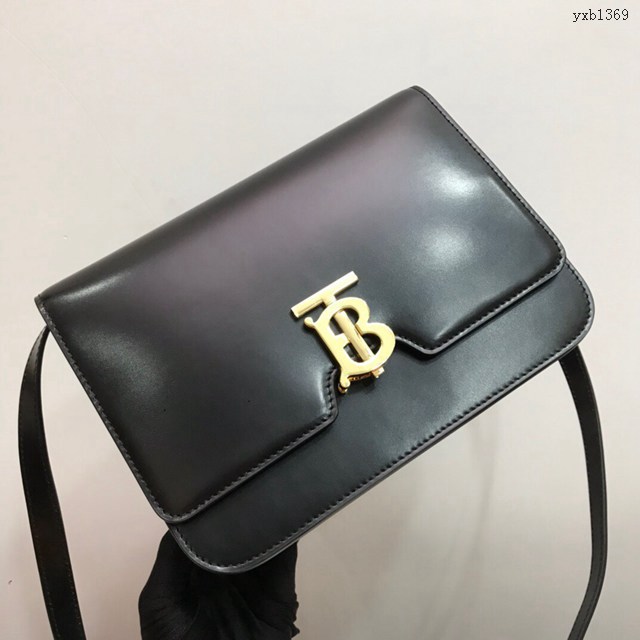 Burberry專門店新款中號TB專屬標識皮革鎖扣包 巴寶莉經典爆款皮革單肩斜背女包 yxb1369