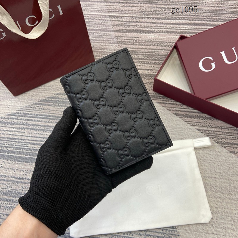 Gucci專櫃2026新款男女短款雙折錢夾 古馳Emblem系列雙G印花對折錢包 850184  gc1095