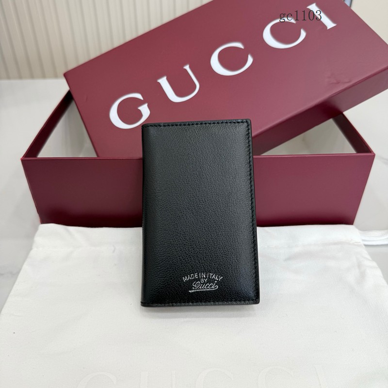 Gucci專櫃2026新款燙金對折錢夾護照夾 古馳Lira系列男士錢包 867327  gc1103