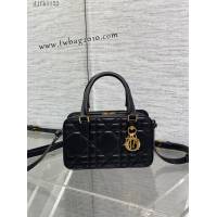 Dior专柜新款迪奥顶级原单#8818黑色2024冬季新款医生包 djfk1153