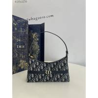 Dior专柜新款迪奥高仿原单Miss Caro秋冬系列水饺包腋下包 djfk1270