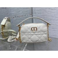 Dior专柜新款迪奥高仿原单Caro系列珍珠链条相机包 djfk1306