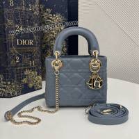 Dior专柜新款Lady女包迪奥高仿原单雾霾蓝Classic Lady戴妃包三格手提女包 djfk1420