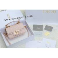 Dior专柜2024新款迪奥高仿原单小牛皮Cannage藤格纹珍珠包斜挎包 djfk1663