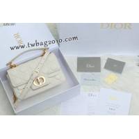 Dior专柜新款迪奥高仿原单小牛皮Cannage藤格纹珍珠链条包 djfk1667