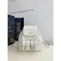Dior专柜新款迪奥高仿原单白色中号Caro秋冬系列双肩包 djfk1723