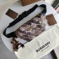 Burberry專門店新款TB腰包 巴寶莉男女款腰包挎包 yxb1042
