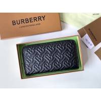 Burberry專門店新款TB壓花皮革拉鏈包 巴寶莉粒面小牛皮壓花長錢包 yxb1087