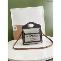 Burberry專門店新款小號撲克包 巴寶莉帆布托特包手提肩背女包 yxb1092