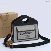 Burberry專門店新款撲克包拉鏈 巴寶莉Horseferry印花托特包 yxb1097