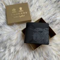Burberry專門店新款男士短夾錢包 巴寶莉格紋馬術騎士圖案短款西裝夾 yxb1113