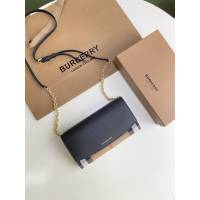 Burberry專門店新款House格紋拼皮革錢夾 巴寶莉小型手袋鏈條錢包 yxb1228