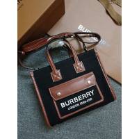 Burberry專門店新款雙色帆布拼皮托特包 巴寶莉手提肩背小號購物袋 yxb1234