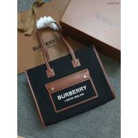 Burberry專門店新款雙色帆布拼皮托特包 巴寶莉手提肩背中號購物袋 yxb1235