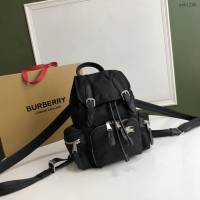 Burberry專門店新款小號軍旅背包 巴寶莉尼龍布女士雙肩背包 yxb1246