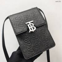 Burberry專門店新款Robin洛賓包 巴寶莉小斜跨手機包 yxb1281