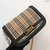Burberry專門店新款斜背包鏈環包 巴寶莉格紋單肩斜挎女包 yxb1282