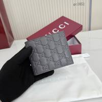 Gucci專櫃經典印花女士錢包 古馳Emblem系列短款錢包錢夾 850175  gc1051