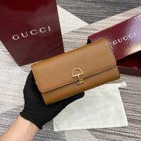 Gucci專櫃大號半馬銜扣長款錢包 古馳Softbit系列女士全皮翻蓋長款錢夾 828147  gc1210