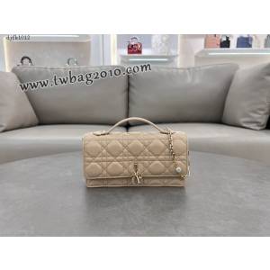 Dior专柜新款迪奥顶级原单lady珍珠羊皮手提包藤格纹链条斜挎包 djfk1012