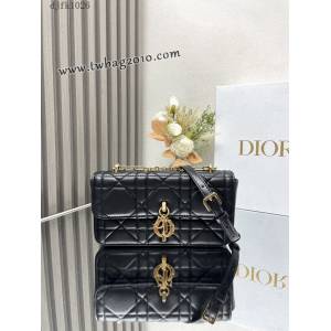 Dior专柜新款迪奥顶级原单miss daisy链条女包 djfk1026
