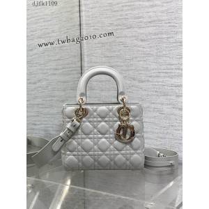 Dior专柜新款迪奥顶级原单原厂皮Lady戴妃四格系列女包 djfk1109