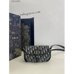 Dior专柜新款迪奥顶级原单中号蓝布Bobby East-West秋冬系列小挎包 djfk1201
