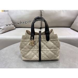 Dior专柜新款迪奥中号Toujours手袋牛皮超大藤格纹休闲女包 djfk1242