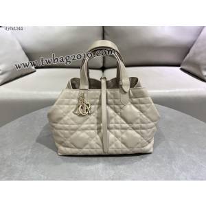 Dior专柜新款迪奥中号Toujours手袋牛皮超大藤格纹休闲女包 djfk1244