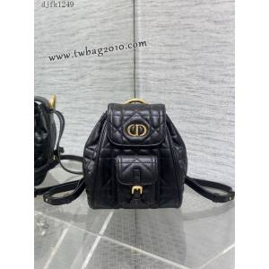 Dior专柜新款迪奥高仿原单黑色Caro秋冬系列小号双肩包 djfk1249