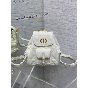 Dior专柜新款迪奥高仿原单白色Caro秋冬系列小号双肩包 djfk1251