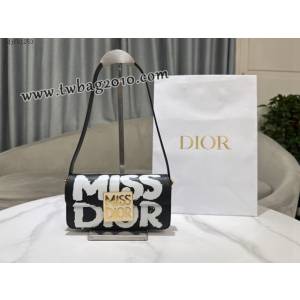 Dior专柜2024新款迪奥高仿原单Miss Dior翻盖手袋小牛皮肩背包 djfk1253